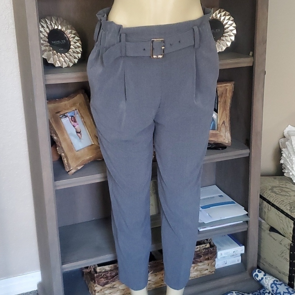 NWT DKNY high rise elastic waist gray pants with belt Size 8